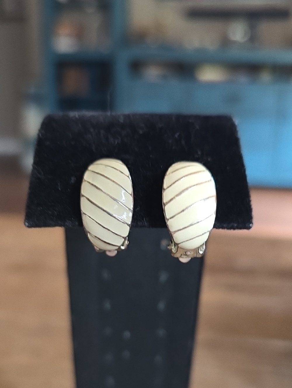 Cream Vintage Striped Enamel Clip-On Earrings - Women's Jewelry